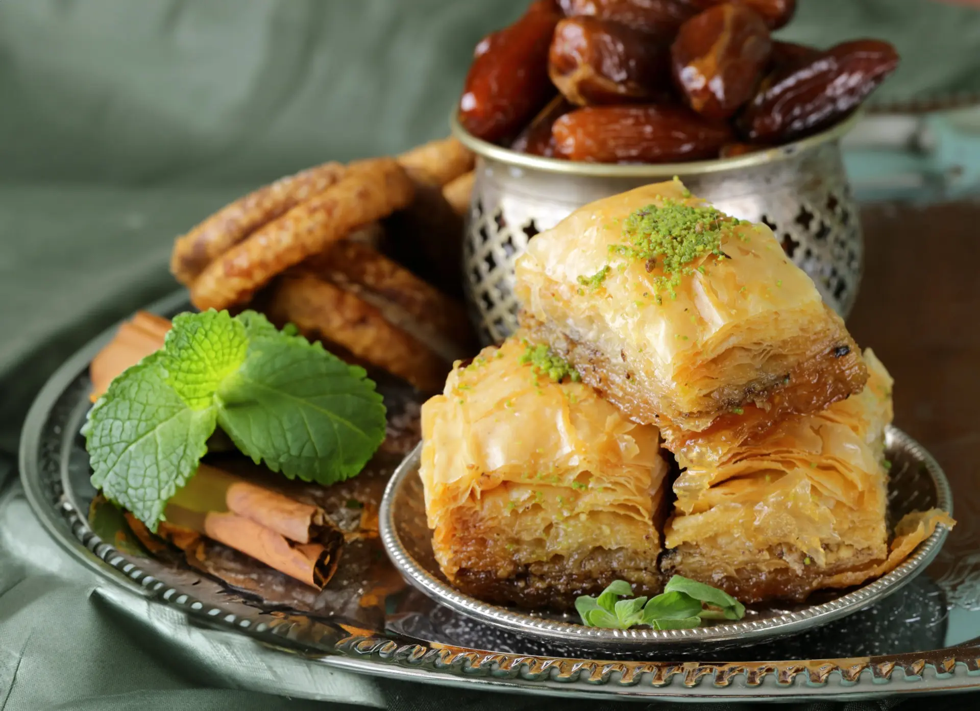Veganes traditionelles Baklava – authentische orientalische Nachspeise von NAR Kitchen für Hochzeiten und Feiern
